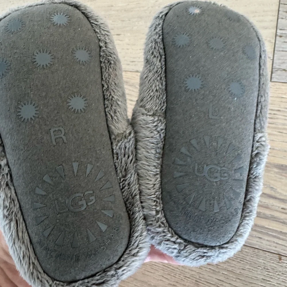 UGG Bixbee Bootie Grey Size